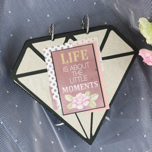 *。゜Love ゜。*　スクラップブッキング♡フォトフレーム♡完成品 完成品】スクラップブッキング・12インチ「LOVE」 フォト