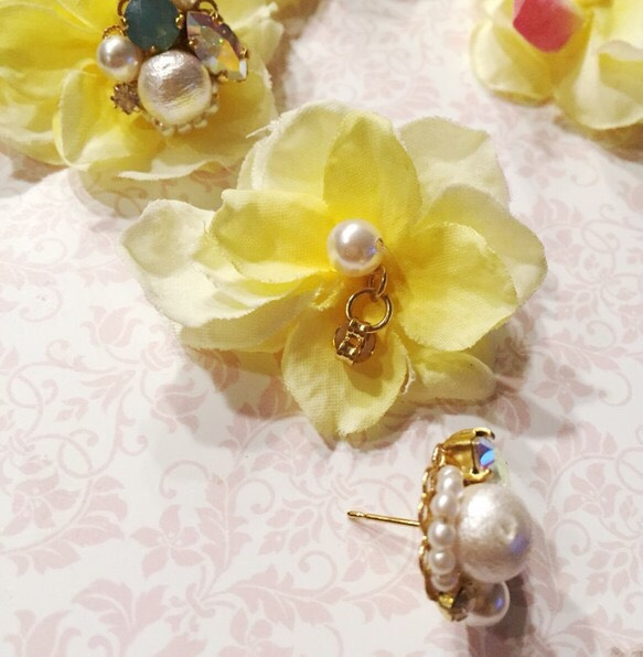 yellow flower pierce 2枚目の画像