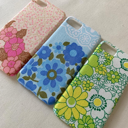 受注製作8 黄緑と黄色の花　iPhoneケース　スマホケース　ヴィンテージファブリック　北欧　レトロ　レトロポップ 4枚目の画像