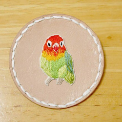 刺繍ブローチ　ボタンインコ 1枚目の画像