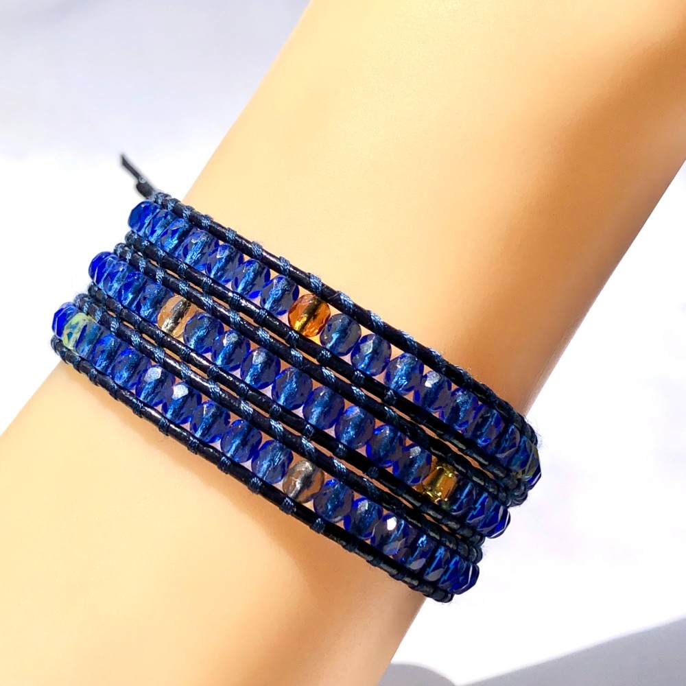 明るめサファイアのラップブレスレット