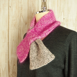 ば～ばの手編みのマフラー/ピンクとグレー 4枚目の画像