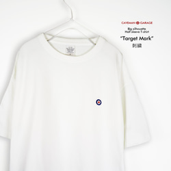 UKロックなワンポイント刺繍　ビックシルエットTシャツ  【ホワイト】程よい厚さ生地の半袖クルーネック 1枚目の画像