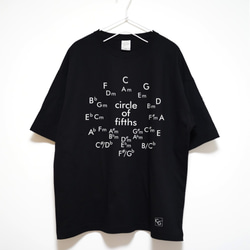 音楽理論系Ｔシャツ サークル・オブ・フィフス　ビックシルエットTシャツ  【ブラック】程よい厚さ生地の半袖クルーネック 2枚目の画像