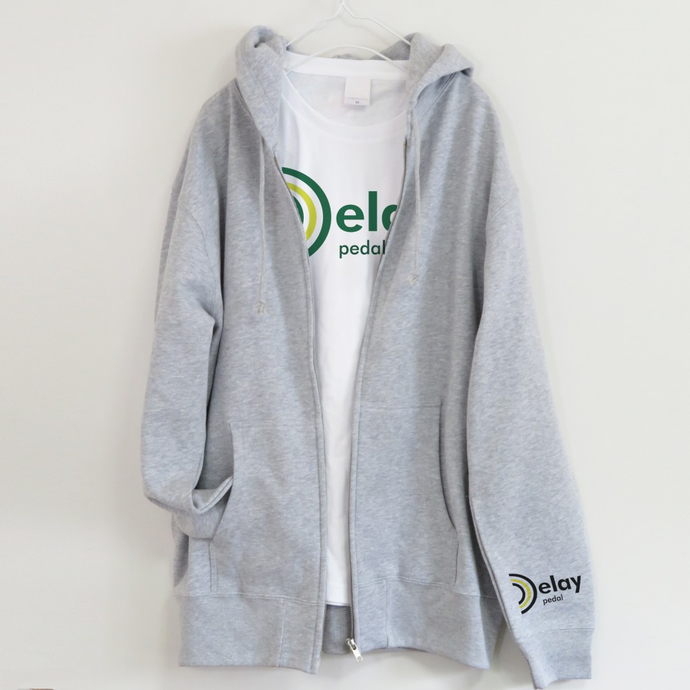 ディレイの文字が可愛いポップな音楽ジップパーカー【ミックスグレー】春秋も活躍のパイル地　ユニセックス　フード二重