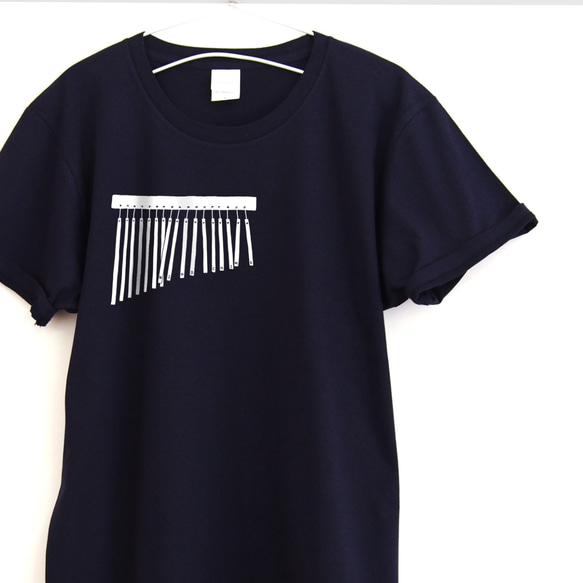 さわやかな楽器 ウィンドウチャイムのTシャツ【ネイビー】 ユニ