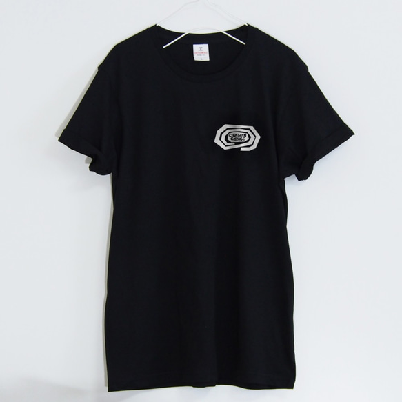 レトロなブランドロゴTシャツ【ブラック】 ユニセックス 半袖クルーネックTシャツ 2枚目の画像