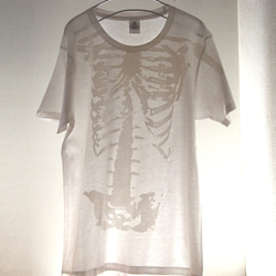 Skeleton is amazing T-shirt 單面印花【White on White】男女通用圓領T卹 第2張的照片