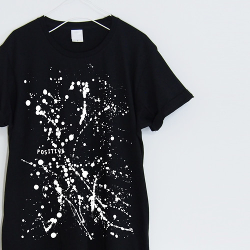 ペンキぶちまけ系 パンクな音楽Tシャツ 【ブラック】 半袖クルー