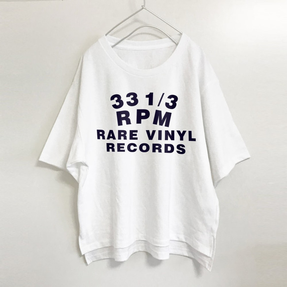 レアなレコードが大好きな方必見　ビッグTシャツ 【ホワイト】 フロントプリント　クルーネック　レディース専用 2枚目の画像