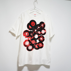 レコードがいっぱいのプレミアムなTシャツ 【ホワイト】やや厚め生地のハイグレード半袖クルーネック 1枚目の画像