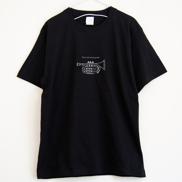 ポケットトランペットのTシャツ  プレミアム仕様【ブラック】やや厚め生地のハイグレード半袖クルーネック 2枚目の画像