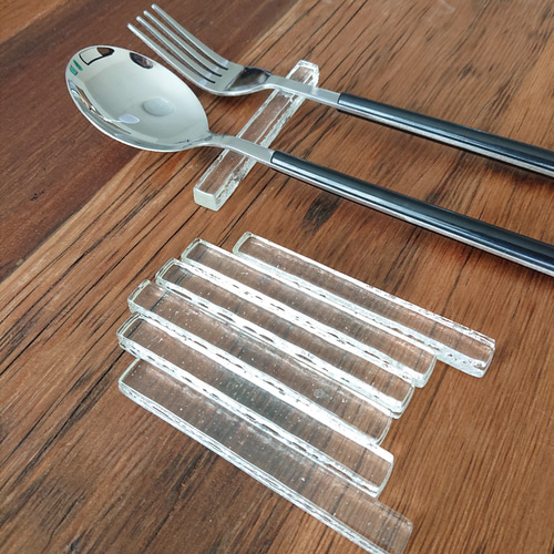 クリアガラスのカトラリーレスト 箸・箸置き 秋ing-glass工房 