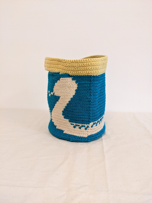 ヘビの模様の手編みミニトートバッグ（ コットン 100% ）ヘビ　ミニトート 3枚目の画像