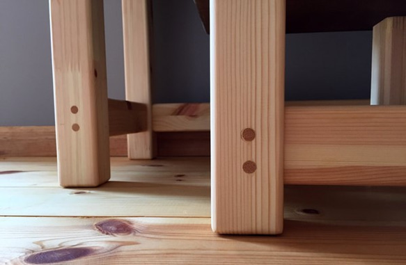 ローカウンターテーブル＋スツール2脚set♡天然木のやさしい机と椅子　[木工職人がつくる]高品質の家具 3枚目の画像
