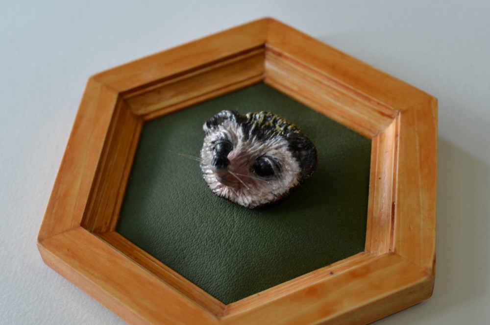 アートのように "飾る" 動物のブローチ M 【 ハリネズミ 】税抜き価格