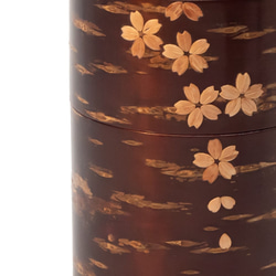 桜皮を使った秋田の伝統工芸品「樺細工」　総皮茶筒（大）桜吹雪 2枚目の画像