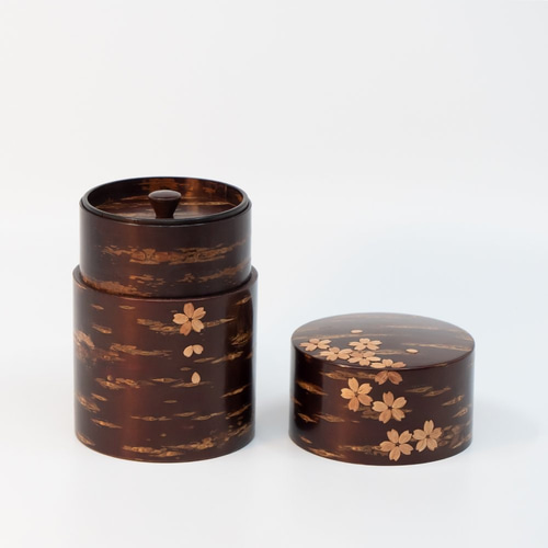 茶道具　秋田伝統工芸　樺細工　桜皮細工　茶筒　茶托　銘々皿　まとめて　時代品 茶道具秋田伝統工芸樺細工桜皮細工茶筒茶托銘々皿まとめて時代品