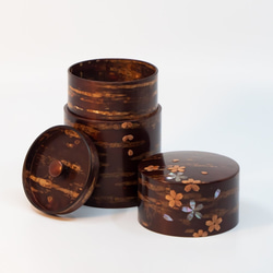 桜皮を使った秋田の伝統工芸品「樺細工」　総皮茶筒（大）ラデンオリジナル 3枚目の画像