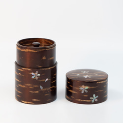 桜皮を使った秋田の伝統工芸品「樺細工」　総皮茶筒（大）ラデンs 2枚目の画像