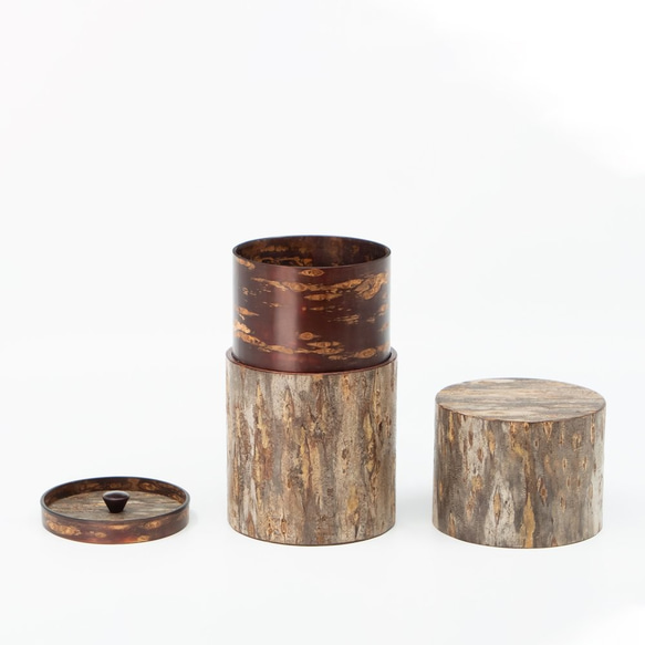 桜皮を使った秋田の伝統工芸品「樺細工」　CANISTER/200 「YATSU」 3枚目の画像