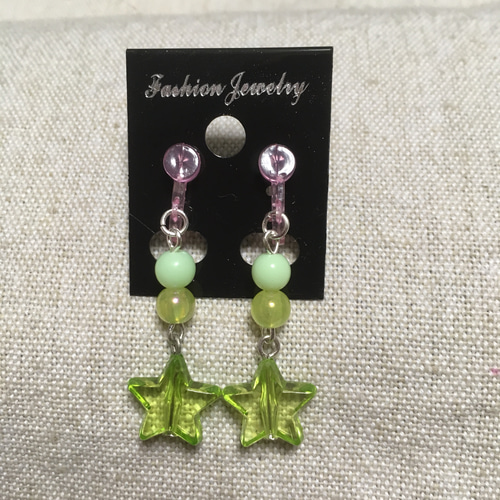 子供 ビーズ イヤリング ☆お星様☆