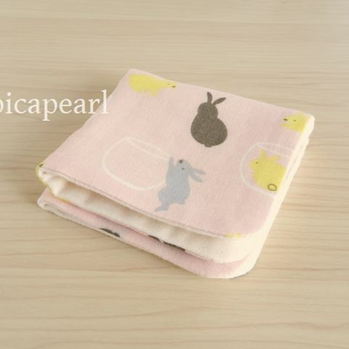 送料無料＊6重ガーゼハンカチ＊うさぎとカップ・ピンク