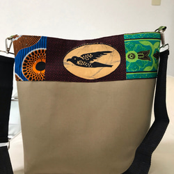 アフリカの布の2wayバッグ 2枚目の画像