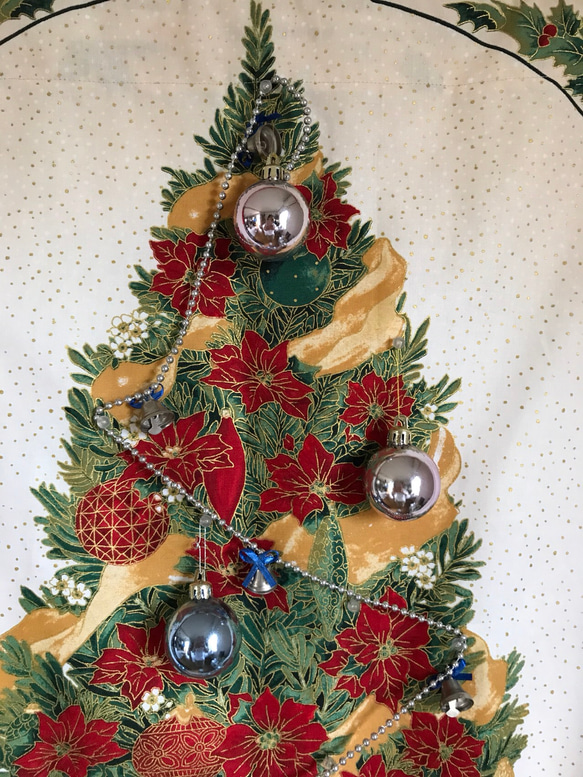 クリスマスツリーの壁掛け 2枚目の画像