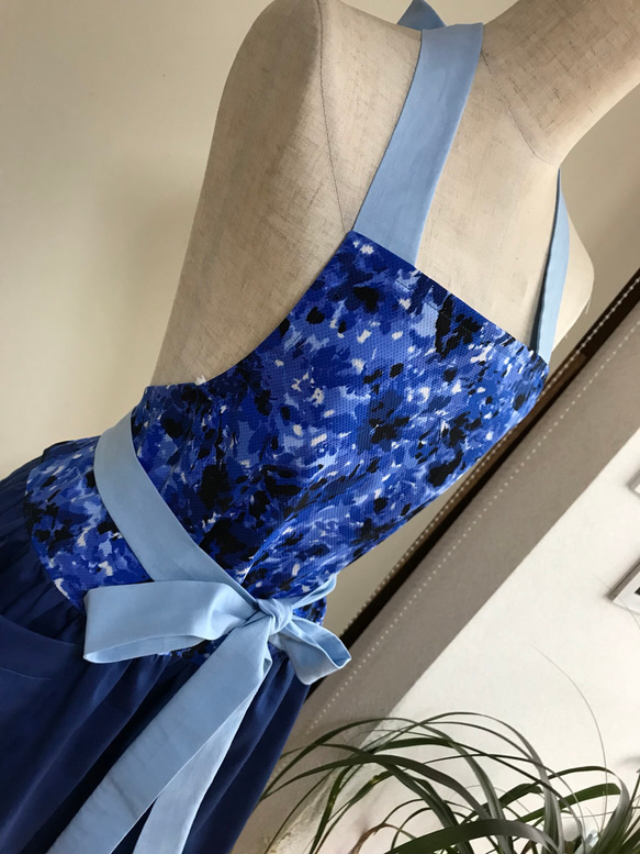エプロン レディース 青花柄ツートン 2枚目の画像