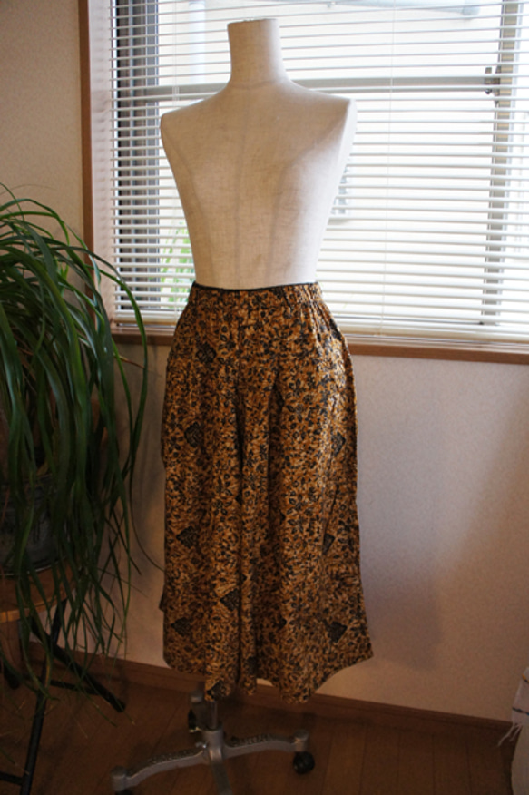 バティック布のキュロットスカート02 1枚目の画像
