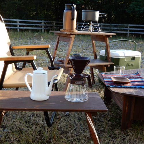 無骨サイドテーブル 折り畳み Co-side Table] Camping side table perfect for next to a chair