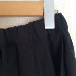 リネンのスカート  ブラック 4枚目の画像