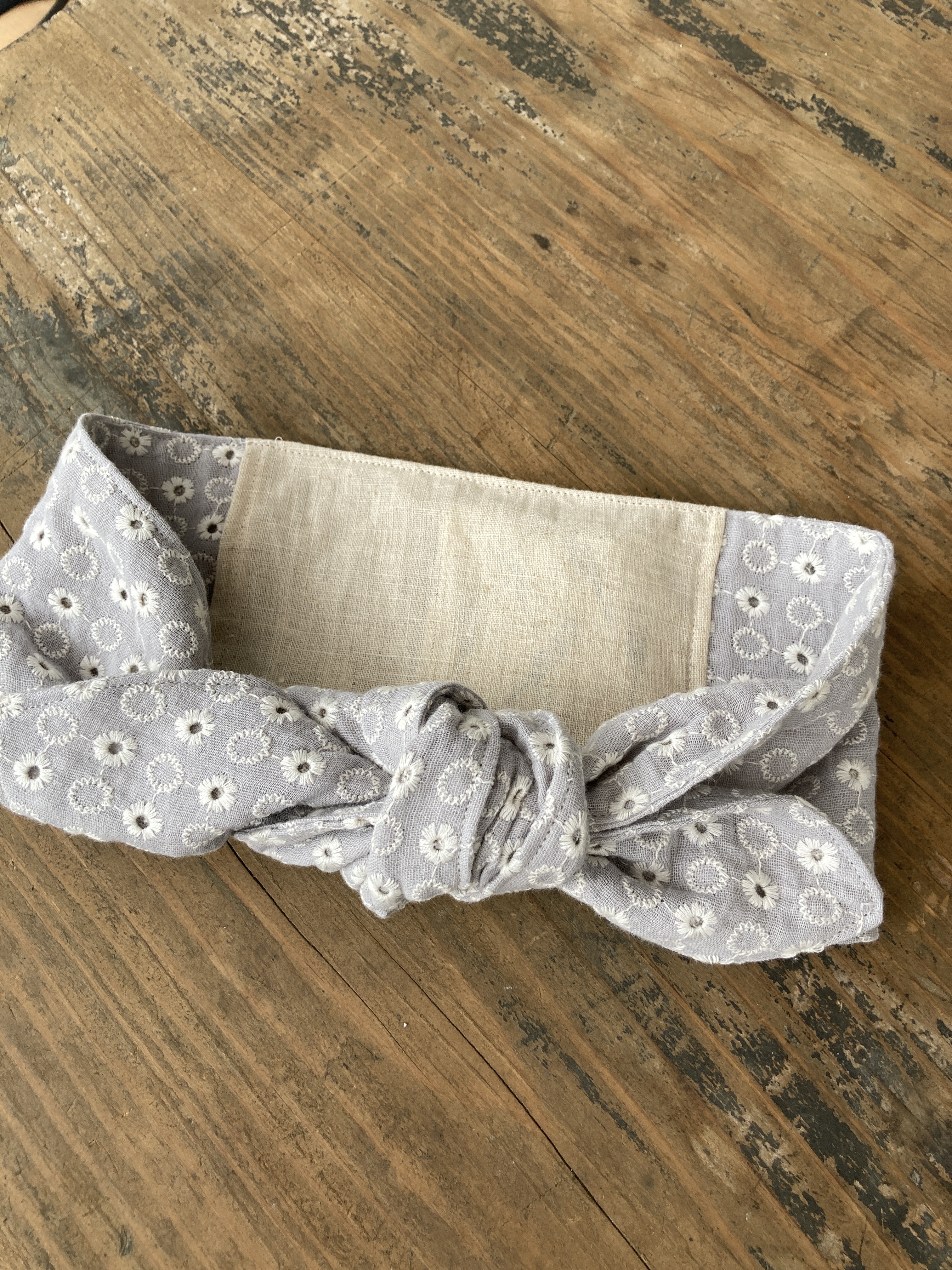 レースネッククーラー、ハンドメイド、モスグリーン、薔薇 レースネッククーラー、ハンドメイド、モスグリーン、薔薇 大人