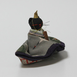 正絹古布の黒猫親王飾り（雛人形） 3枚目の画像