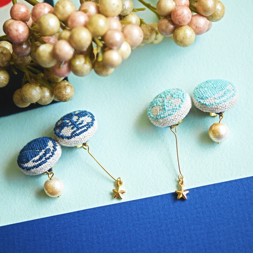 漢字刺繍「星・月」イヤリング（夜/昼） イヤリング