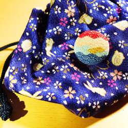 青海波 刺繍くるみボタンブローチ/ヘアゴム 和-wa- 浴衣 和装 4枚目の画像