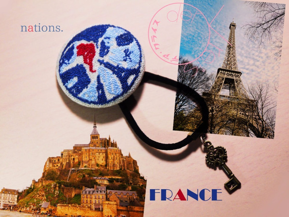 【★再販】フランス 刺繍くるみボタンヘアゴム/ブローチ nations. 1枚目の画像