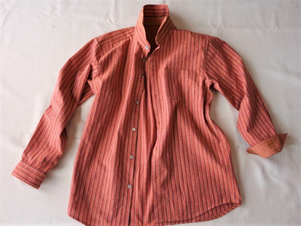 ファッと軽い着心地・オトナのメンズシャツ｜25000円のオーダーメイド｜えんしゅうめんつむぎー静岡みかん色の・橙シャツー