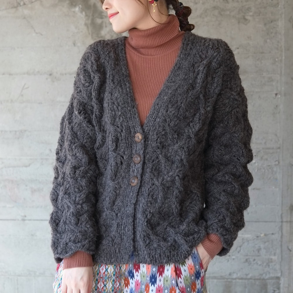 馬海毛羊毛針織開衫 (21w-20) 木炭 第1張的照片