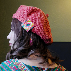 タブ付き 手編みベレー帽 （19s-004）レッド 1枚目の画像