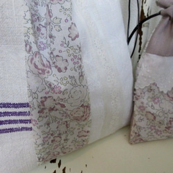 フランスショップリバティ Feliciteフェリシテ ミスティグレープとアンティーク素材コラージュの巾着ポーチセット 9枚目の画像