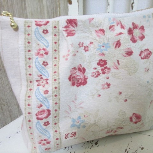 19世紀花柄ファブリック　コットン　フランスアンティーク　布地　ハンドメイド 19世紀花柄ファブリック コットン フランスアンティーク 布地