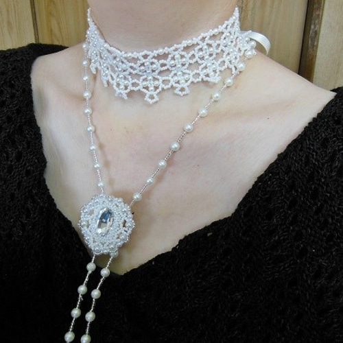 ビーズ織　チョーカー，ブローチ ビーズ織チョーカー，ブローチ