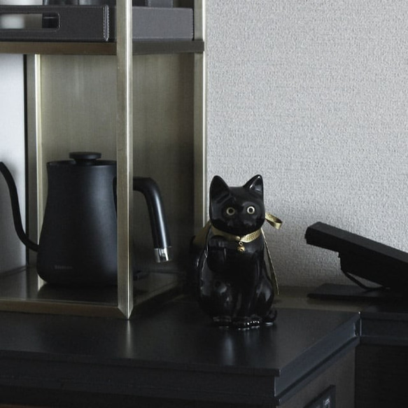 ＜送料無料＞ へそくりの招き猫 壱号黒 （ 招き猫 おしゃれ プレゼント かわいい 猫 ） 招き猫 かわいい ＜送料無料＞ おしゃれ プレゼント 猫 壱号黒 へそくりの招き猫 （ ） DG1390769427(10725円)