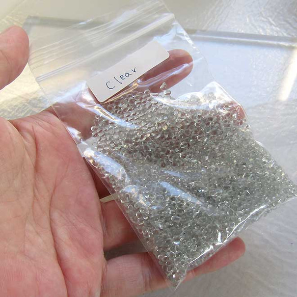 ＊お得な40g入り＊ ガラスカレット クリア ガラス粒 レジン封入 ネイルなどにどうぞ SEED007 4枚目の画像