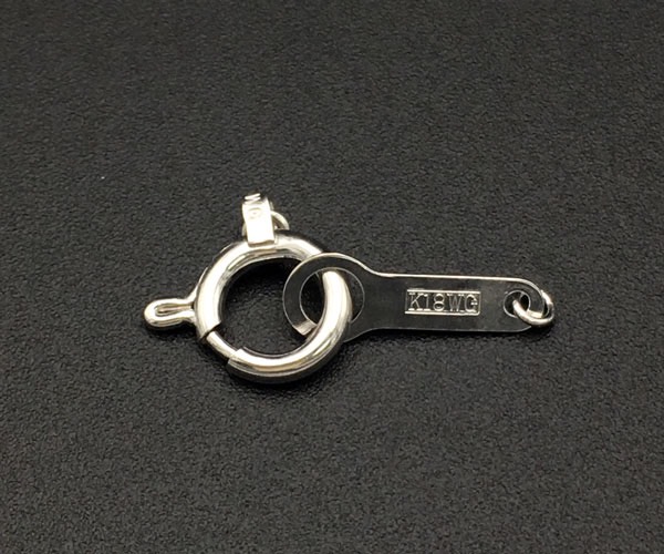 パール ガネーシャ美樹子　ホワイト ネックレス　留め具18金 ブラック