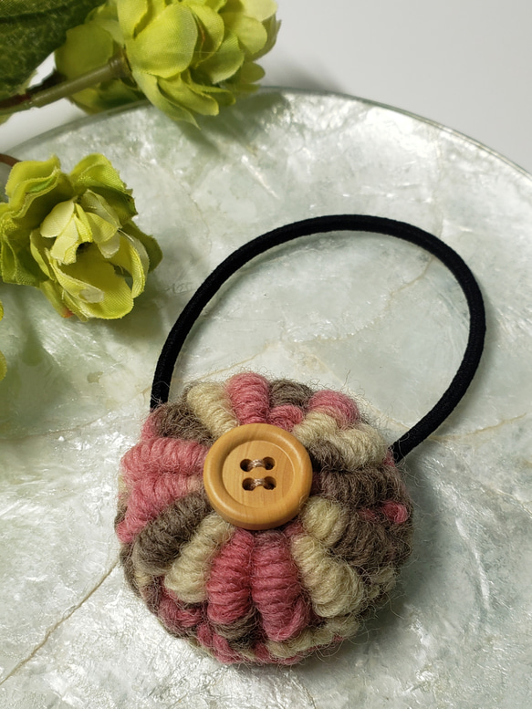 コイル編みのヘアゴム ヘアゴム nimo0301 通販 8205761｜Creema(クリーマ)