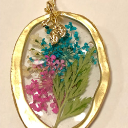 小花のペンダントネックレス（3色） 3枚目の画像