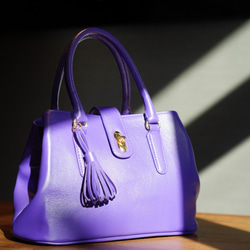 "吉祥"皇家紫 3隔層高級牛皮革 口金手提包 第1張的照片